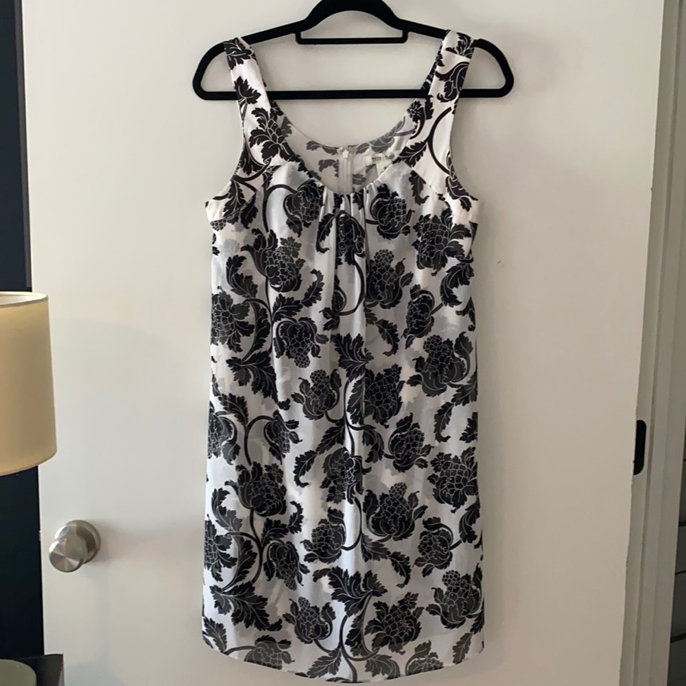 Whit House Black Market Dress - sz 10